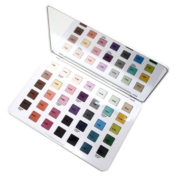 Sephora+ Pantone Universe Shades of Nature Palette - Picture 2 of 7